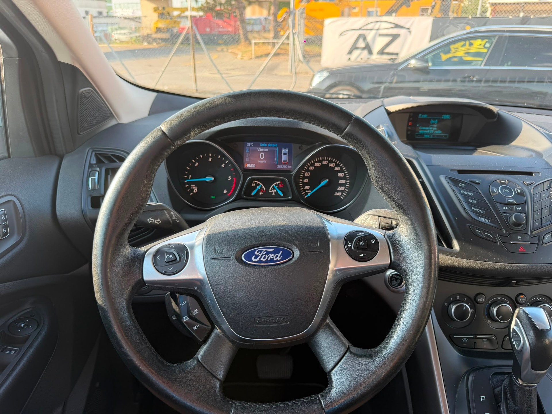 FORD Kuga 2.0 TDCi Titanium S 4WD PowerShift-image-11
