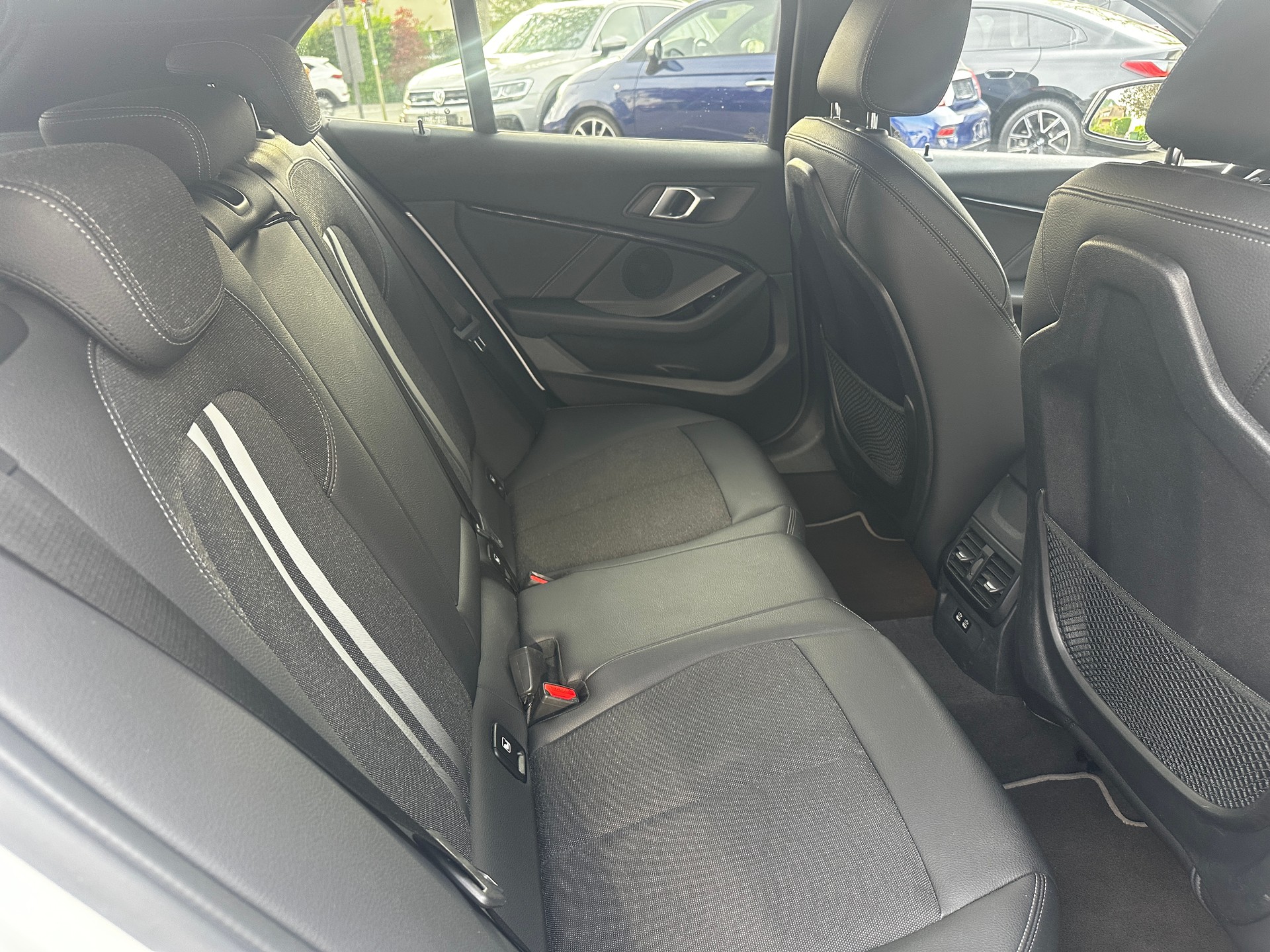 BMW 116d Steptronic M Sport-image-16
