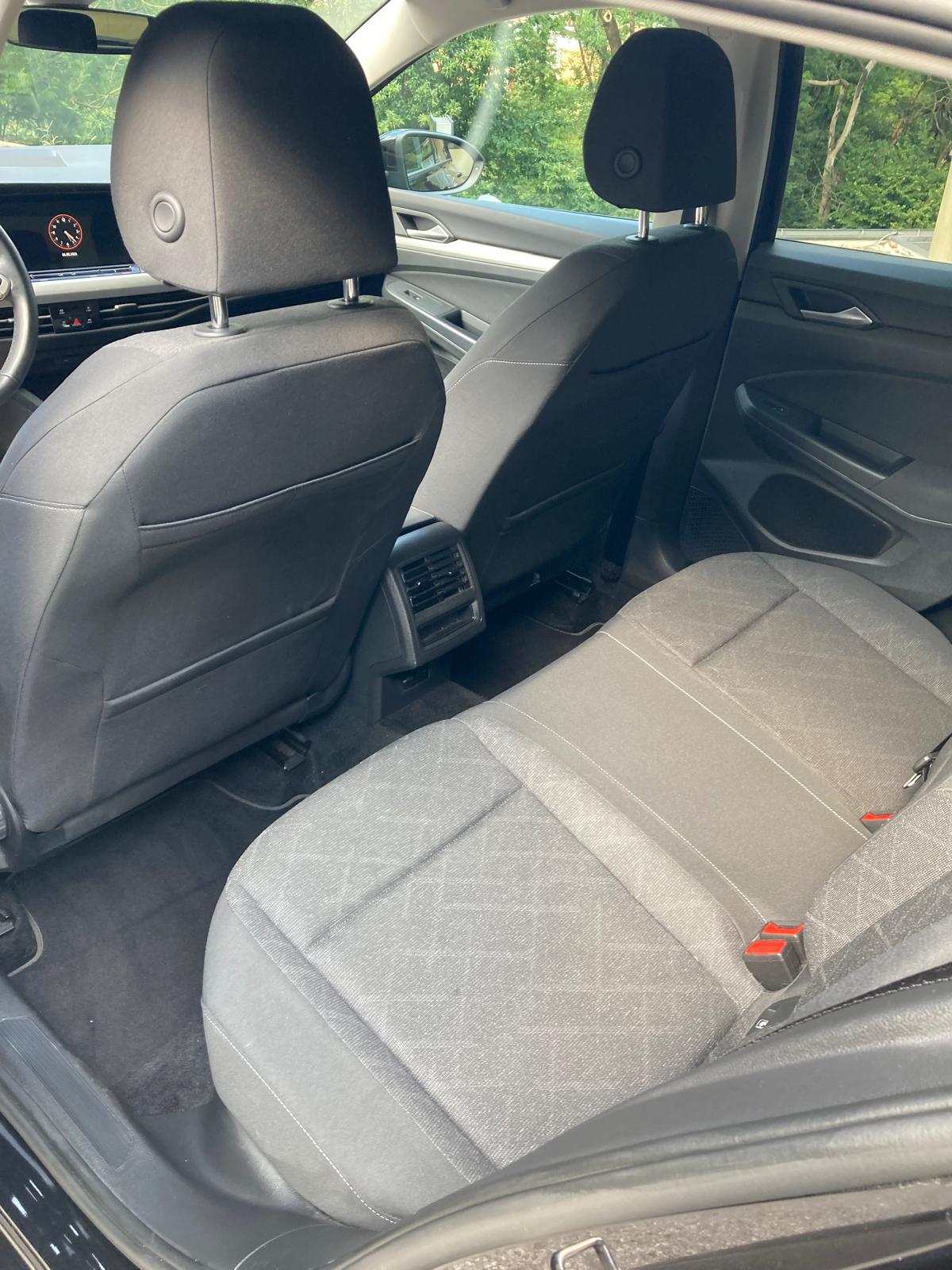 VW Golf 1.5 TSI ACT Life-image-8