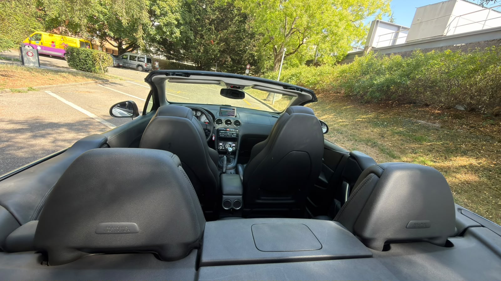 PEUGEOT CC 2.0 HDI-showroom-element-2