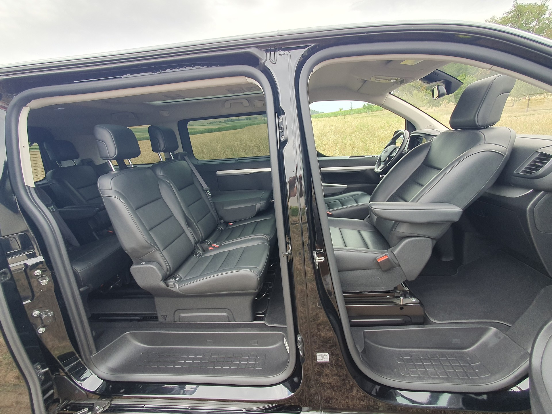 OPEL Zafira Life 2.0 CDTI Business Elegance M Automatik-image-7