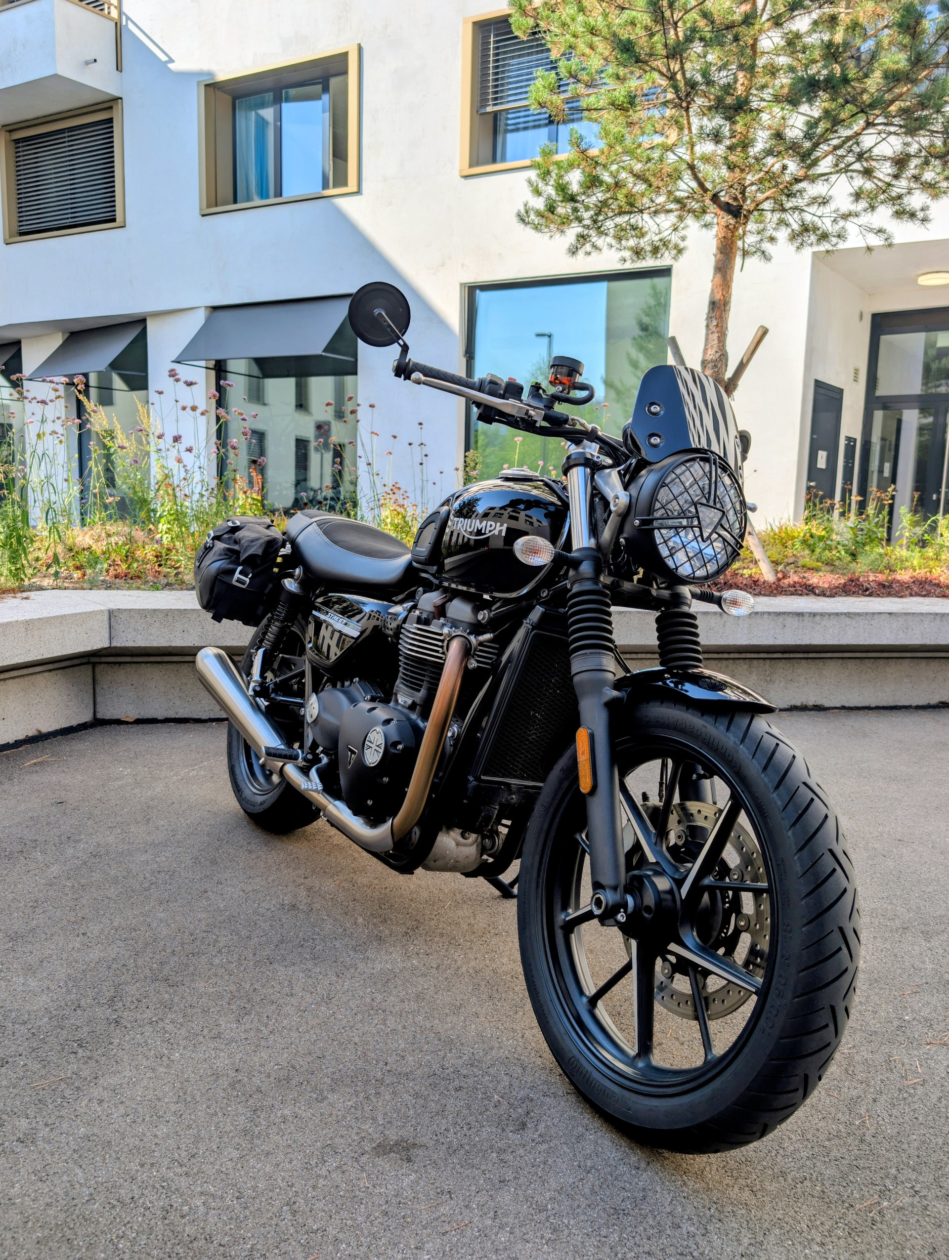 TRIUMPH Triumph Street Twin 900 – Top Custom (Legend Gear, 35kW)-image-0