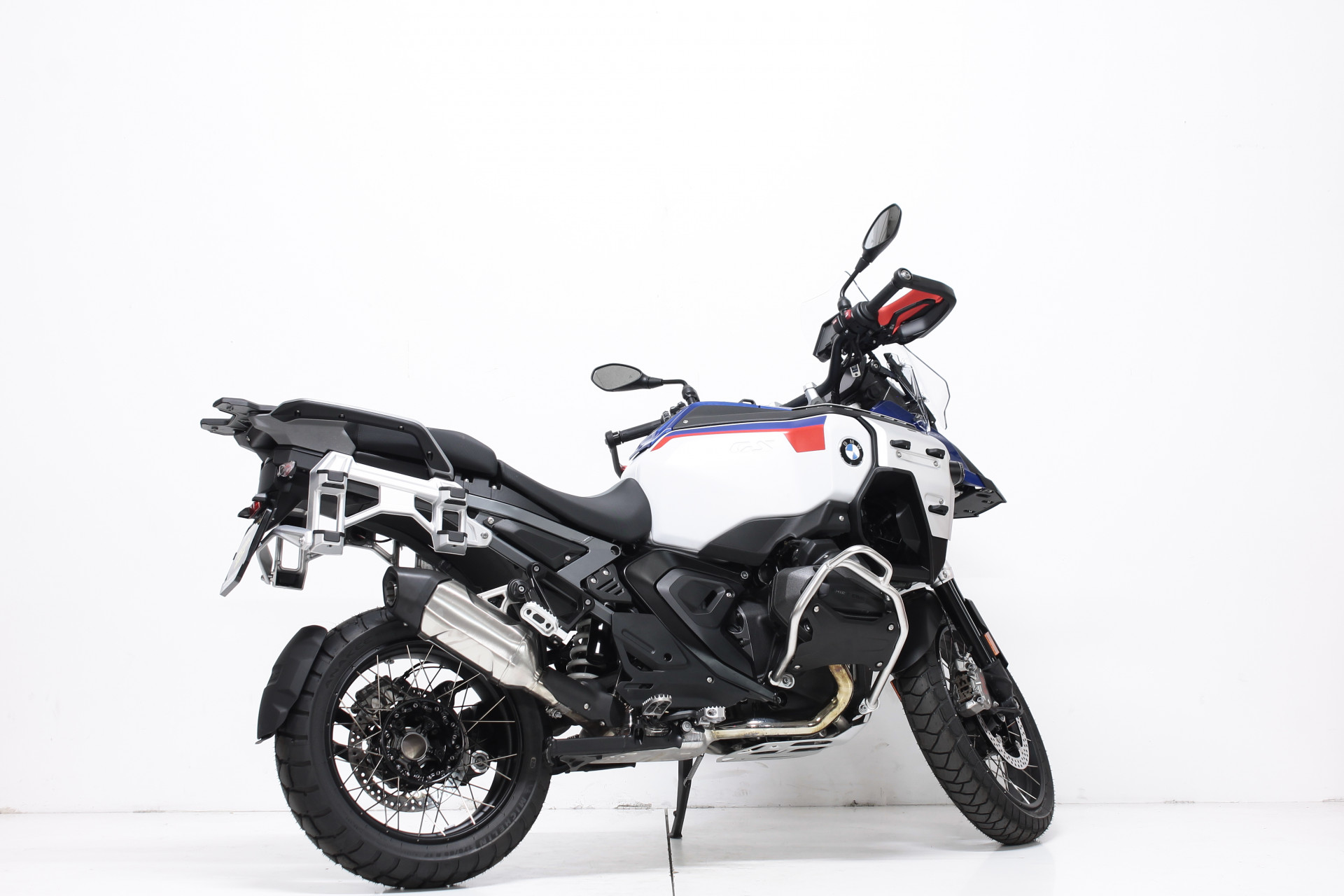 BMW R 1300 GS Adventure-showroom-element-2