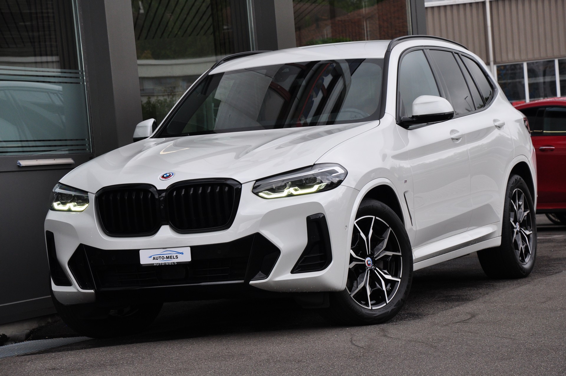 BMW X3 xDrive 48V 20d M Sport-showroom-element-1