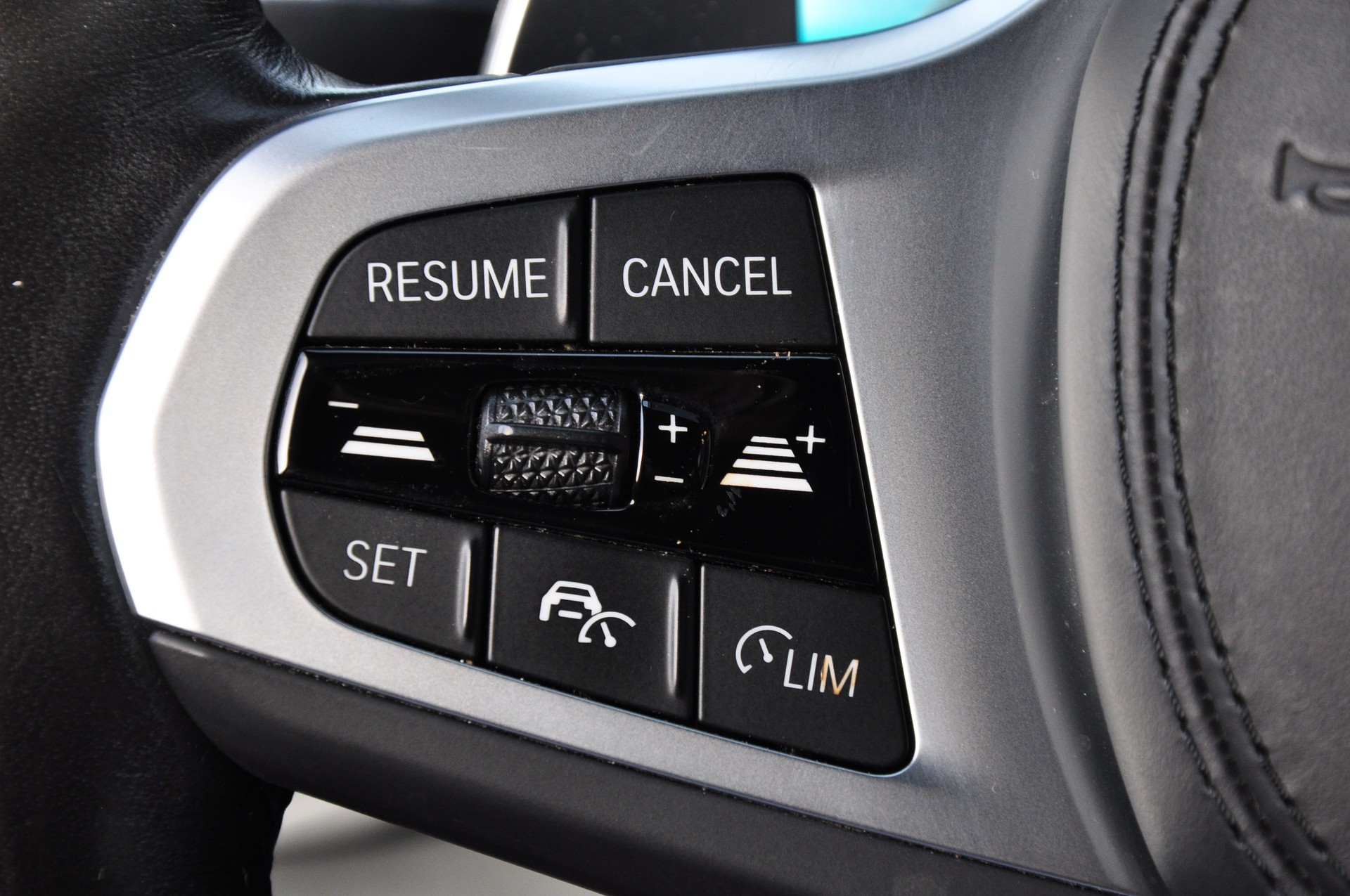 BMW X3 xDrive 48V 20d M Sport-image-24
