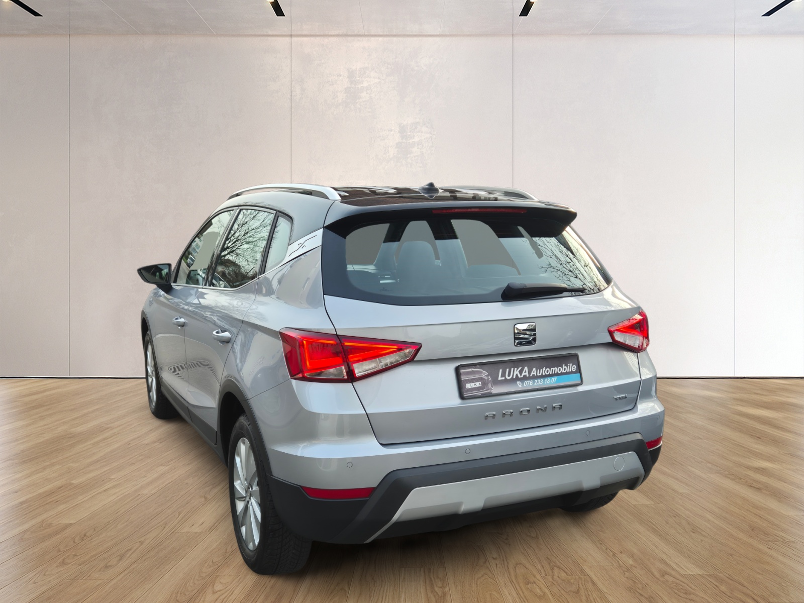 SEAT ARONA-showroom-element-3