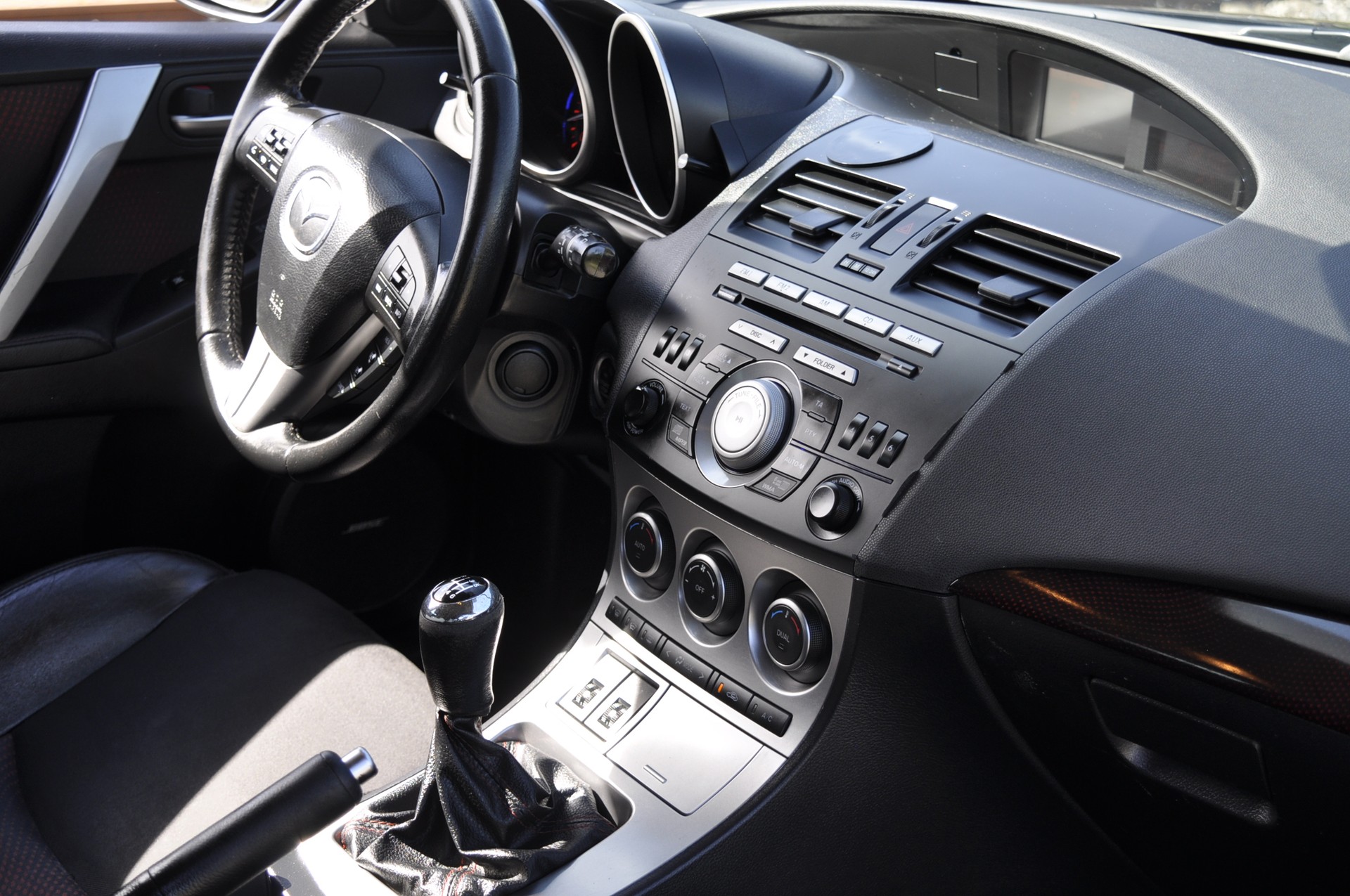 MAZDA 3 2.3 16V DISI Turbo MPS-image-11