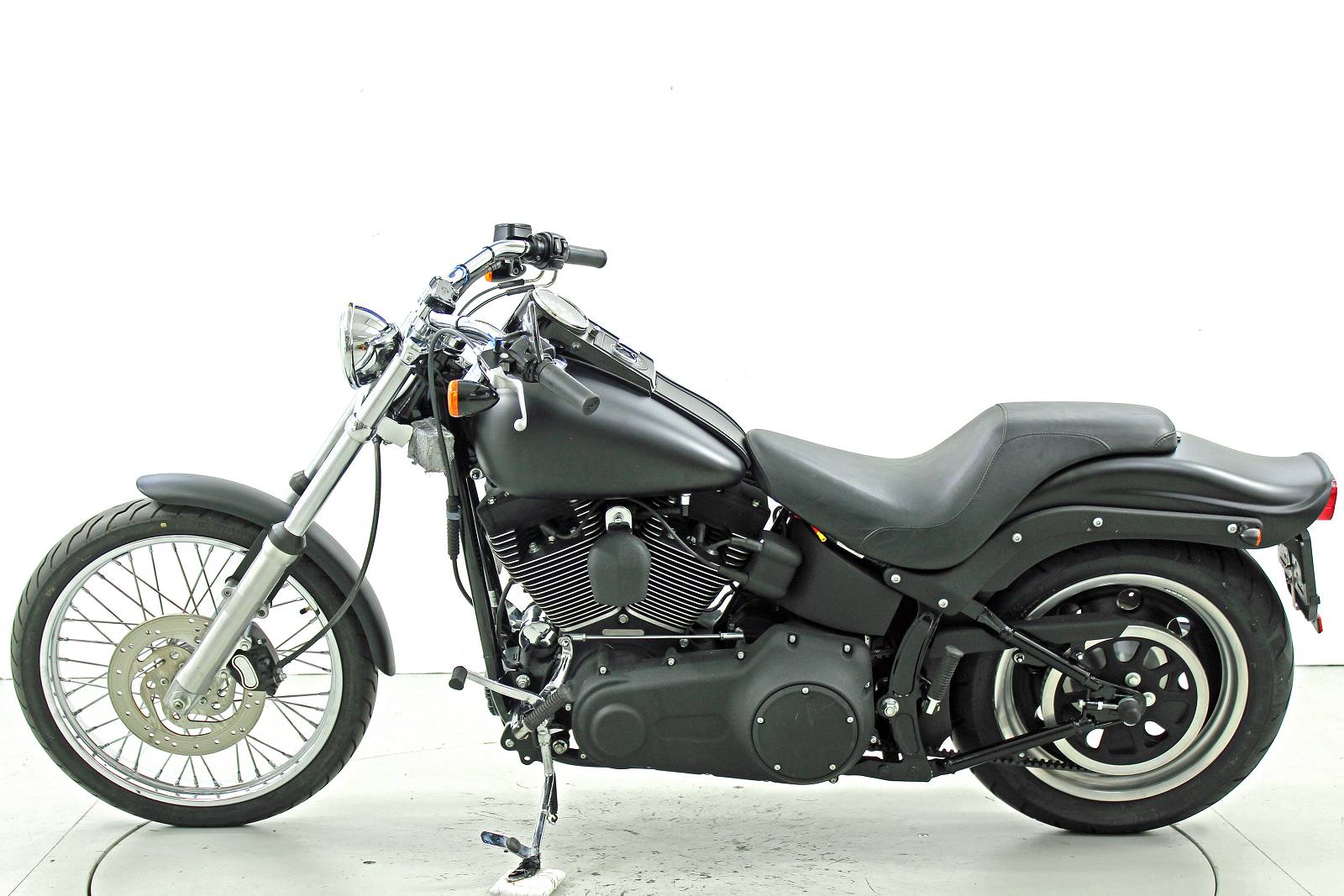 HARLEY-DAVIDSON FXSTB-image-4