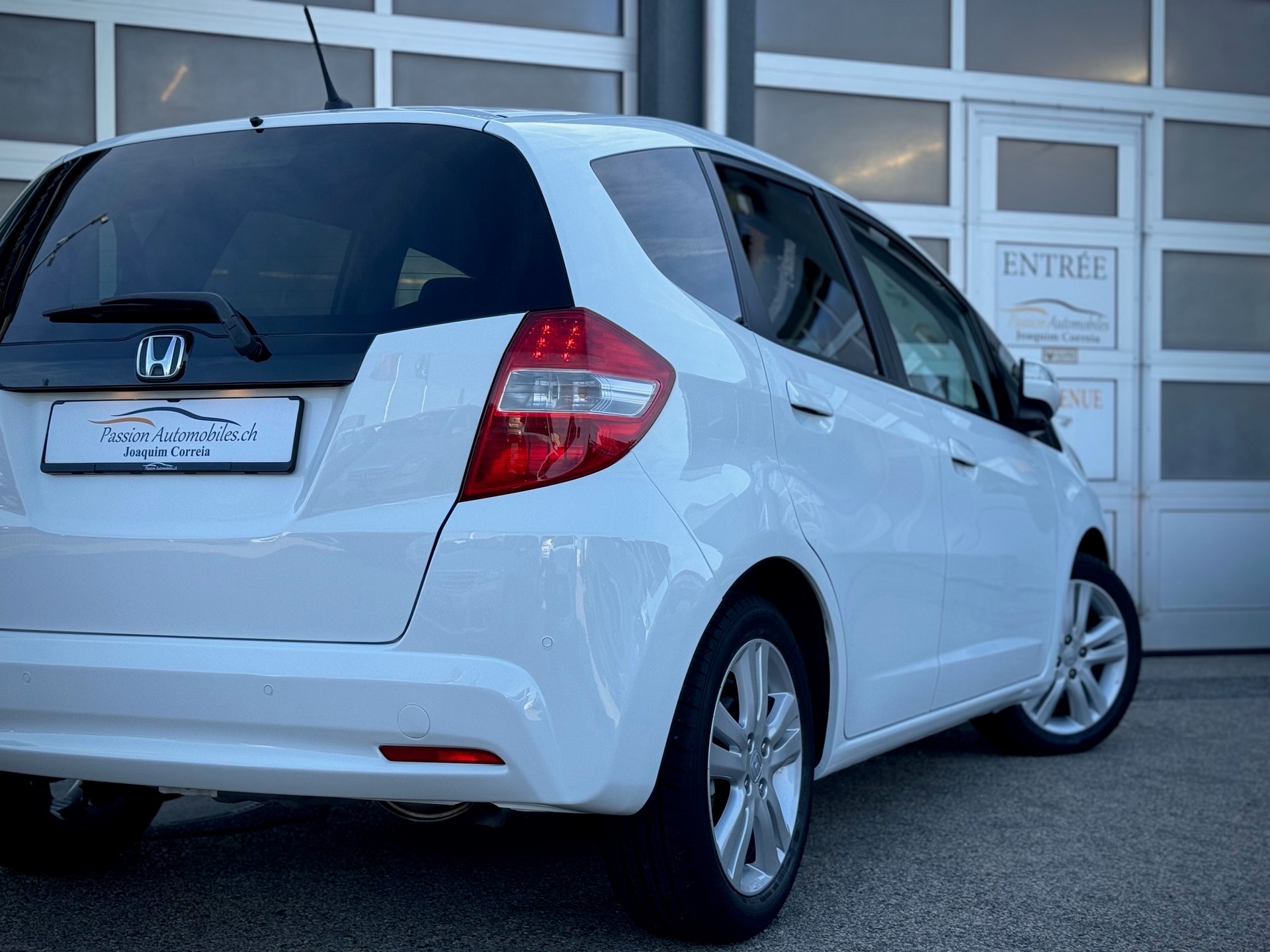 HONDA Jazz 1.4i Comfort Plus CVT - Véhicule Suisse (CH)-image-5
