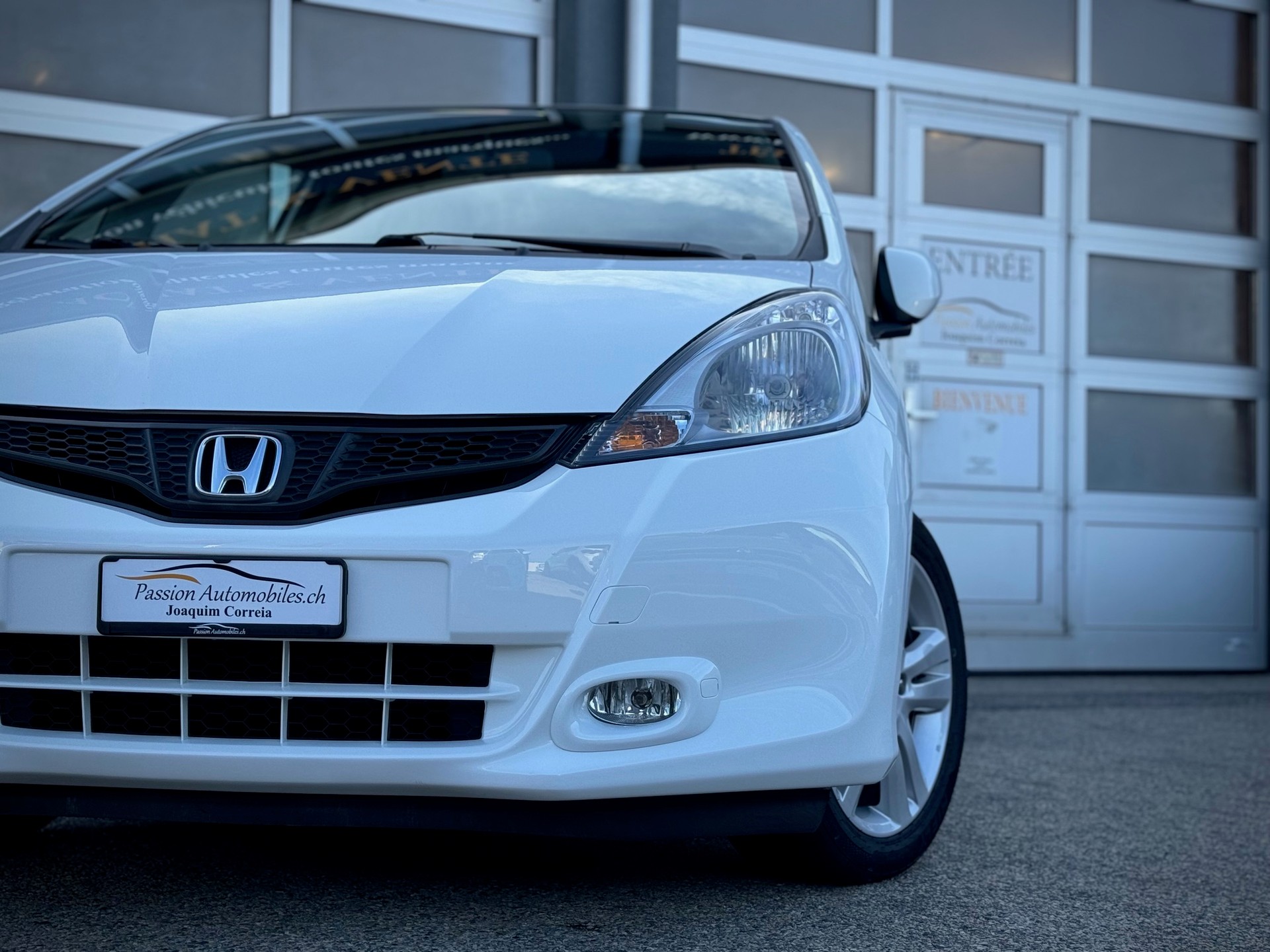 HONDA Jazz 1.4i Comfort Plus CVT - Véhicule Suisse (CH)-image-4