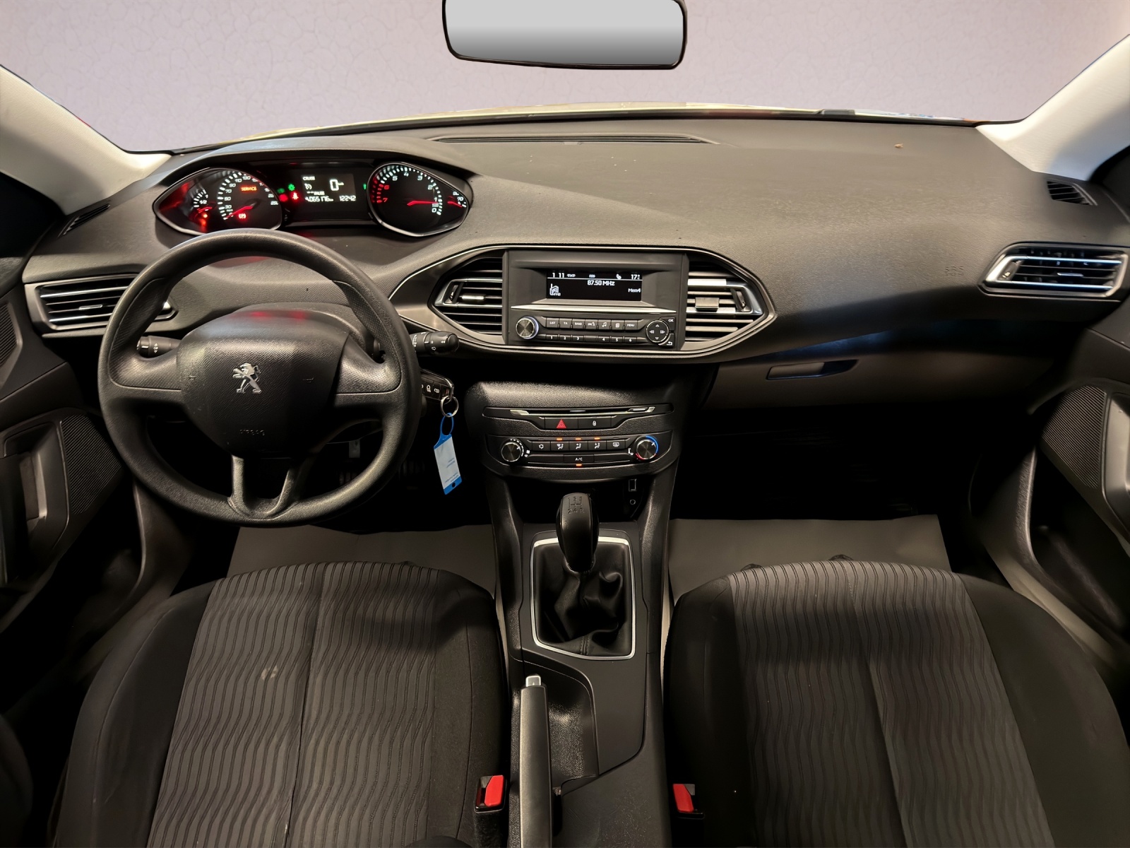 PEUGEOT 308 SW 1.2 THP Access-showroom-element-3