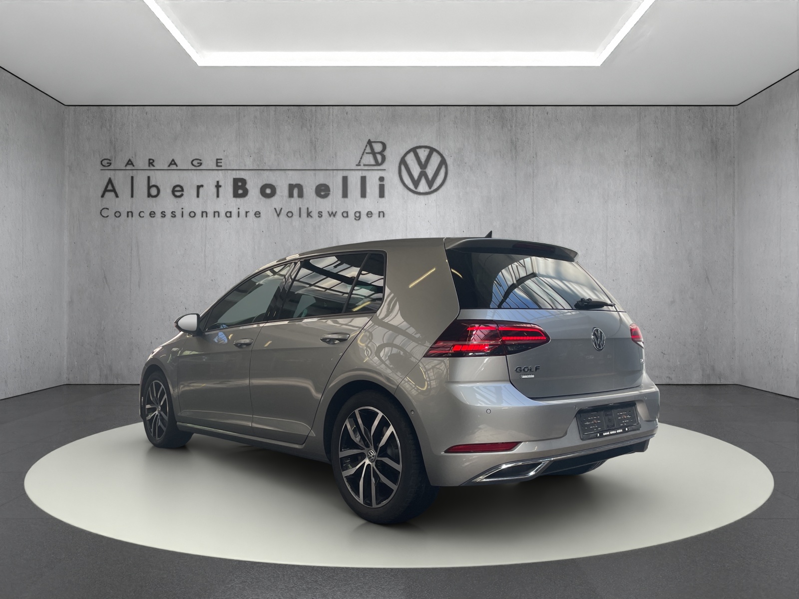 VW Golf 1.4 TSI Highline DSG-showroom-element-2