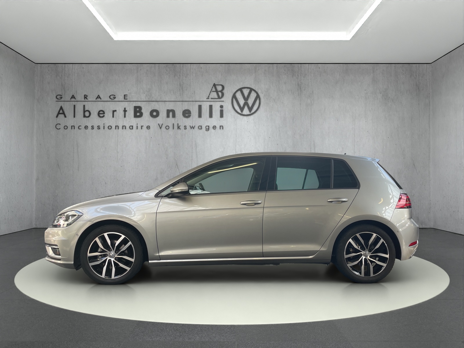 VW Golf 1.4 TSI Highline DSG-showroom-element-1