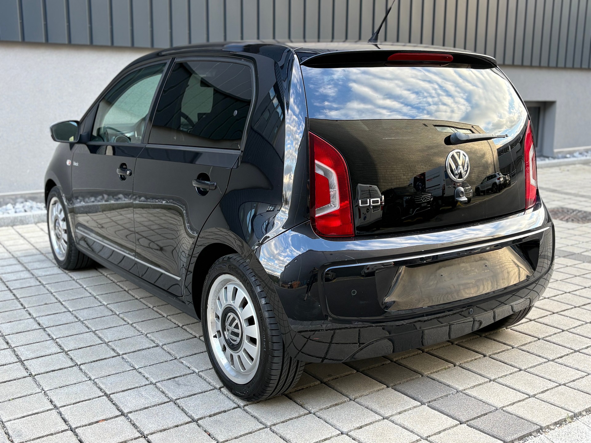 VW Up 1.0 black up ASG (Automat) Frisch ab MFK-image-6