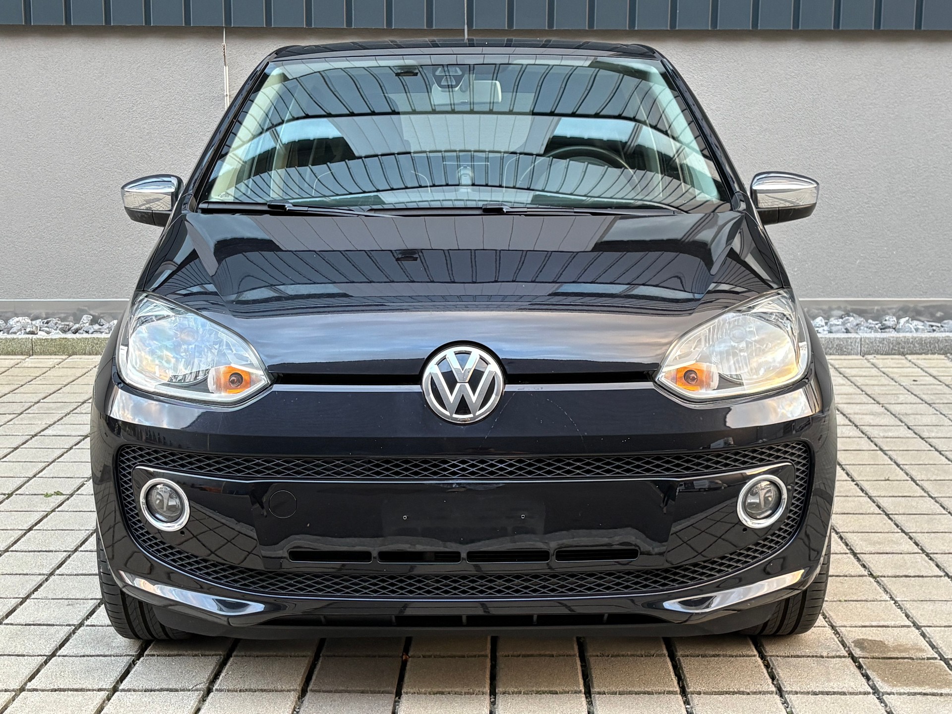VW Up 1.0 black up ASG (Automat) Frisch ab MFK-image-3