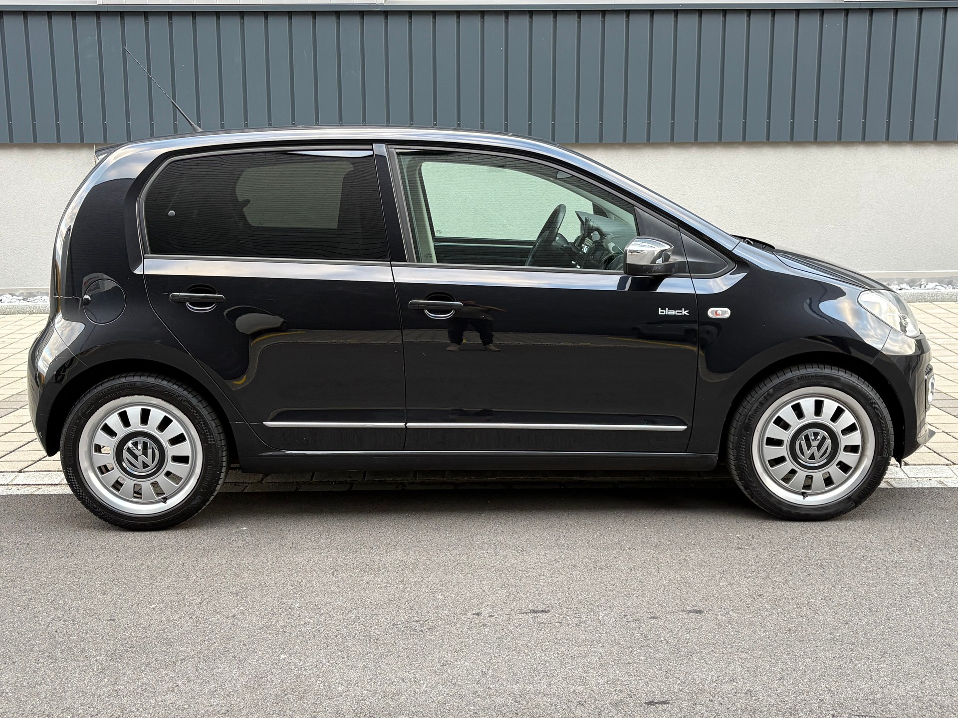 VW Up 1.0 black up ASG (Automat) Frisch ab MFK-image-4
