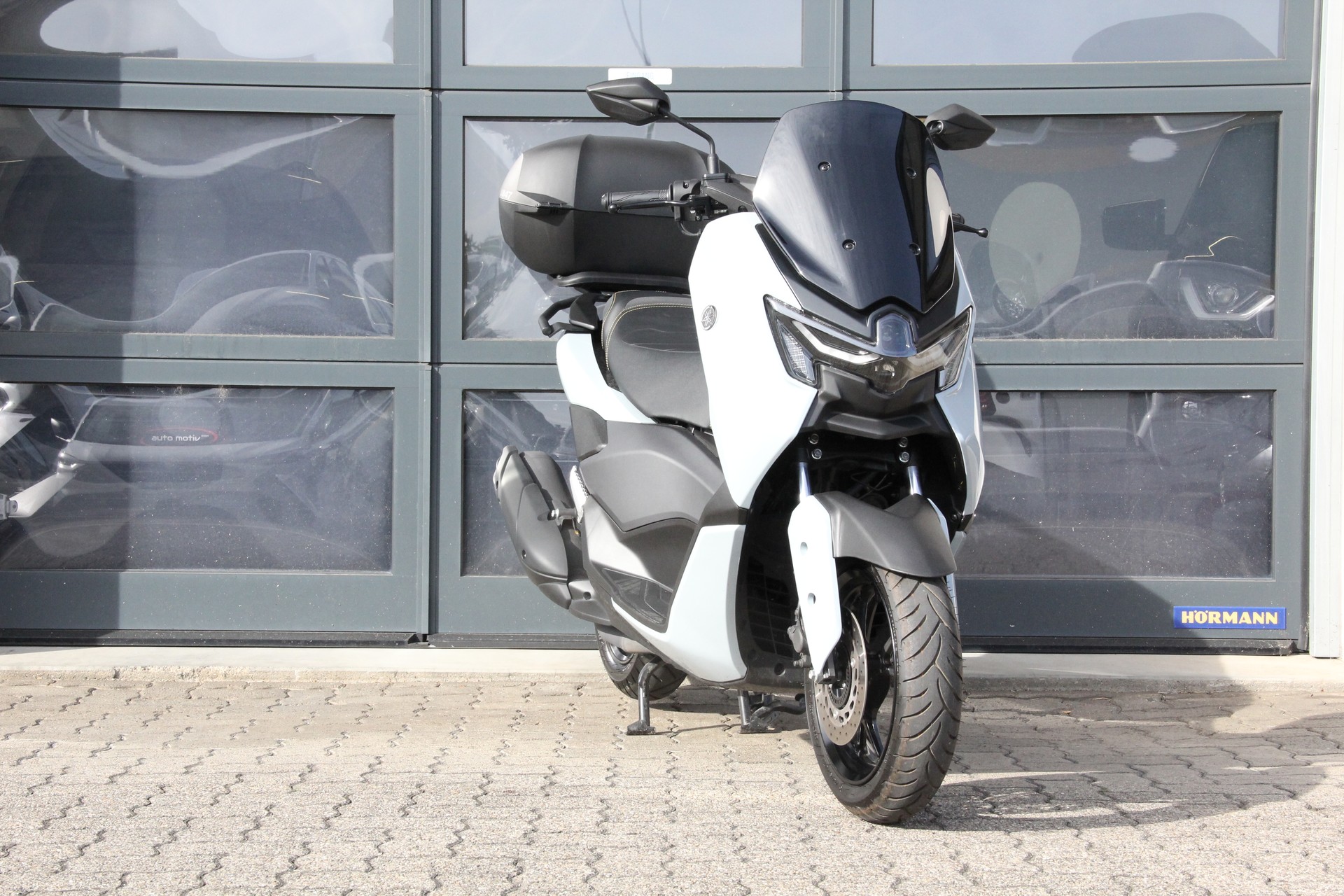YAMAHA TECH MAX-image-4