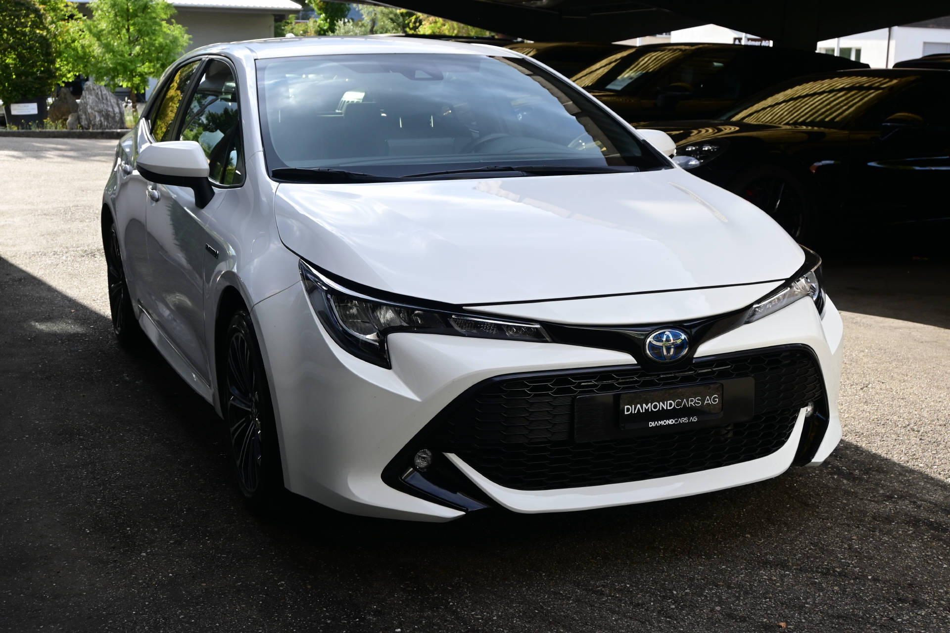 TOYOTA Corolla 1.8 HSD Comfort-showroom-element-2
