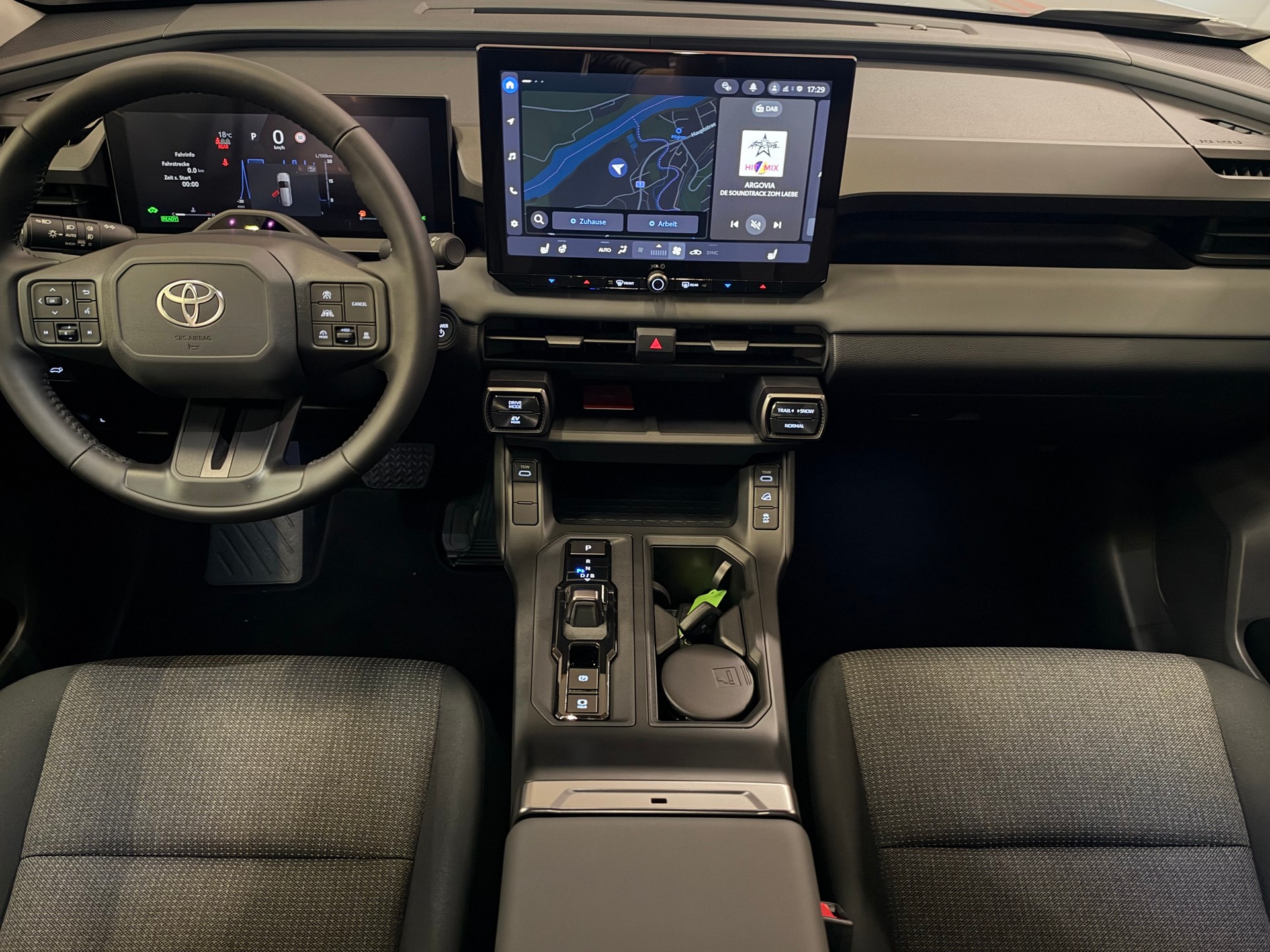 TOYOTA RAV-4 2.5 HSD Trend e-CVT AWD-image-16