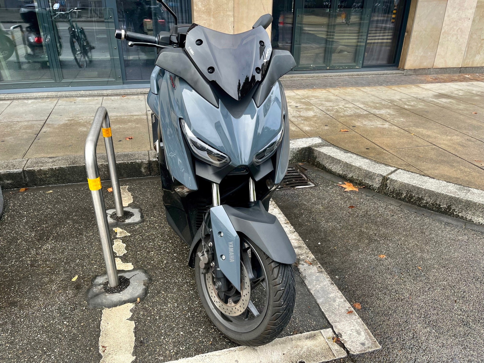 YAMAHA X-Max 300 Tech Max-image-1