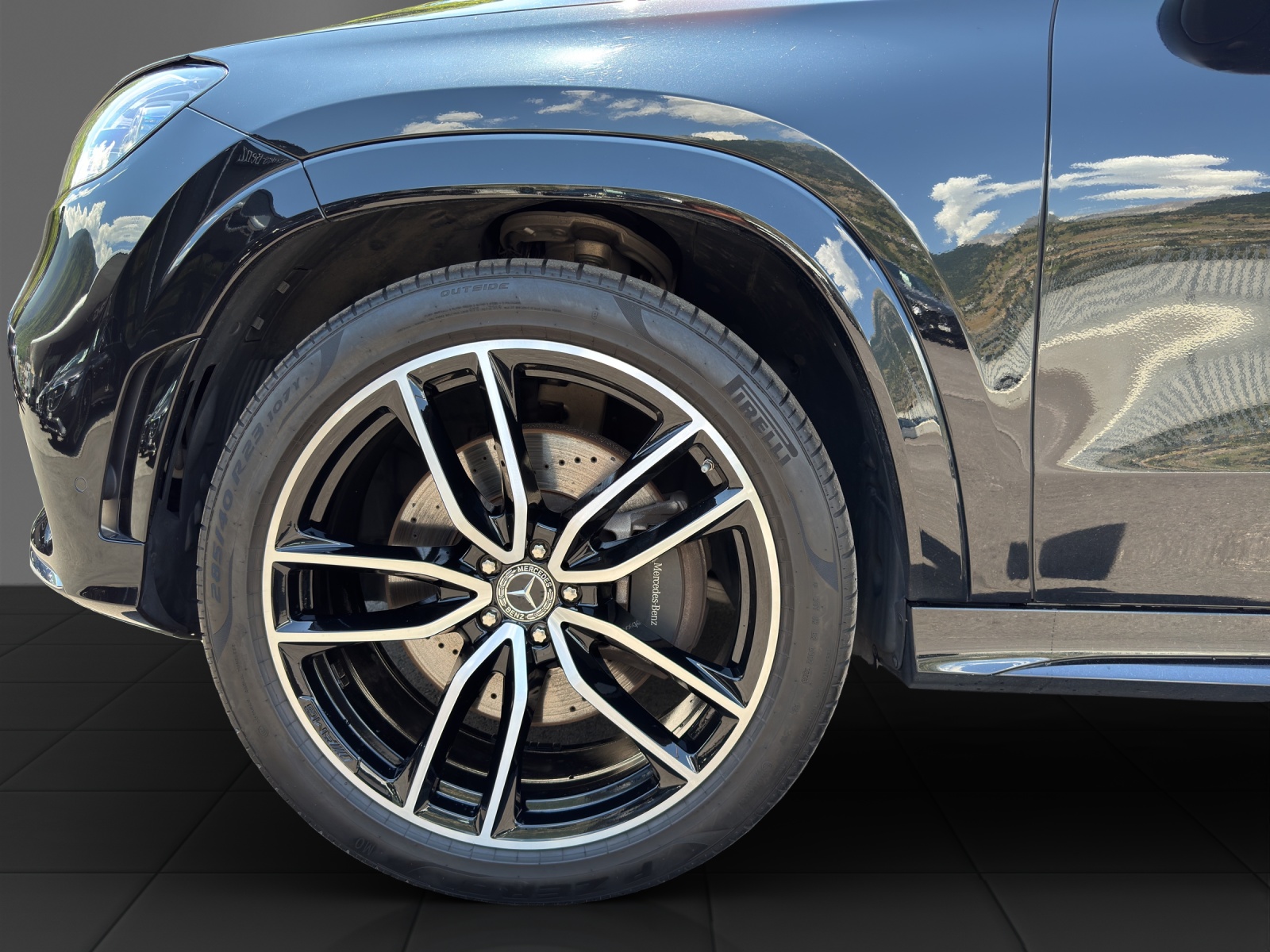 MERCEDES-BENZ GLS 400 d 4Matic AMG Line 9G-Tronic-image-27