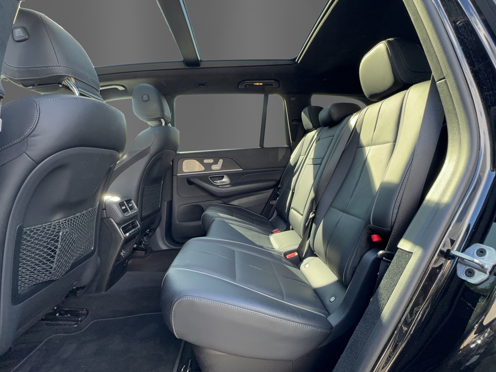 MERCEDES-BENZ GLS 400 d 4Matic AMG Line 9G-Tronic-image-12