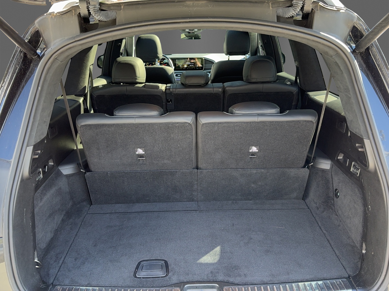 MERCEDES-BENZ GLS 400 d 4Matic AMG Line 9G-Tronic-image-19