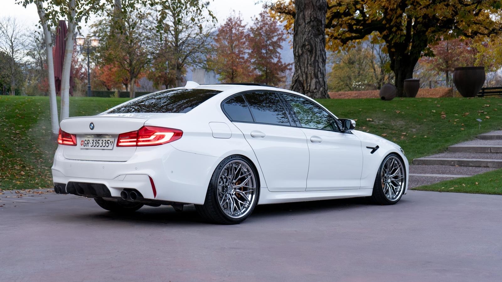BMW M5 xDrive Drivelogic-showroom-element-2