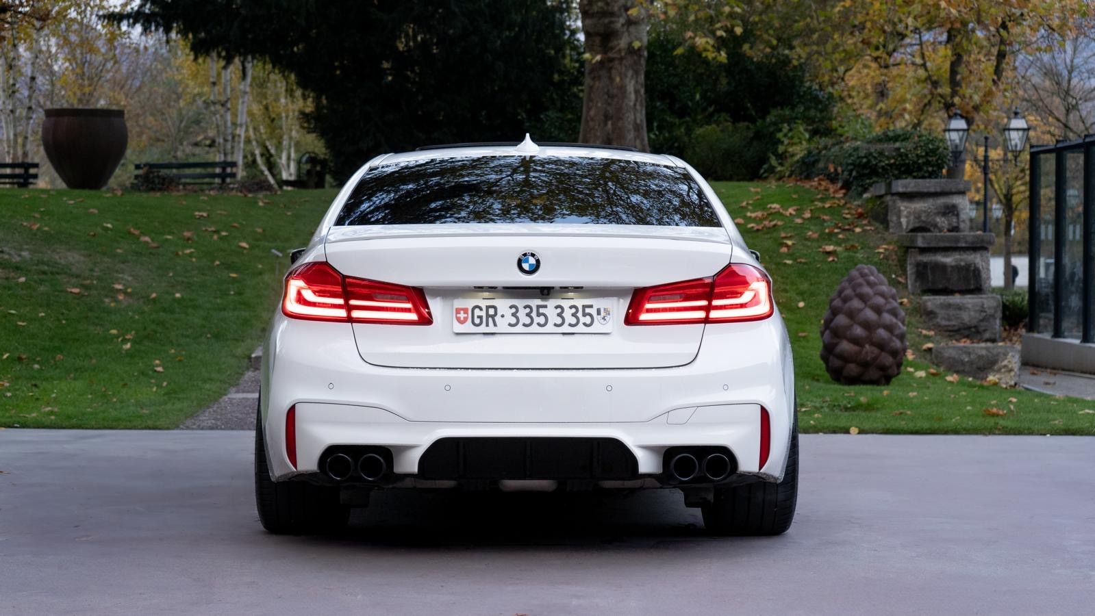 BMW M5 xDrive Drivelogic-showroom-element-3