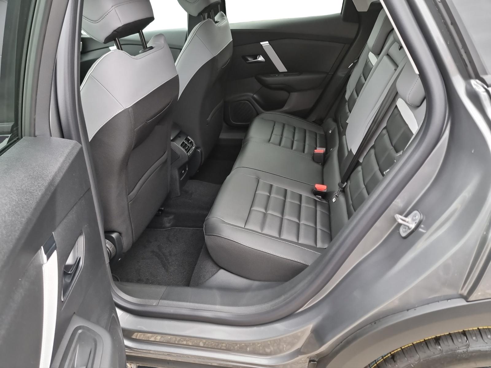 CITROEN C4 1.2 Hybrid Max-image-9