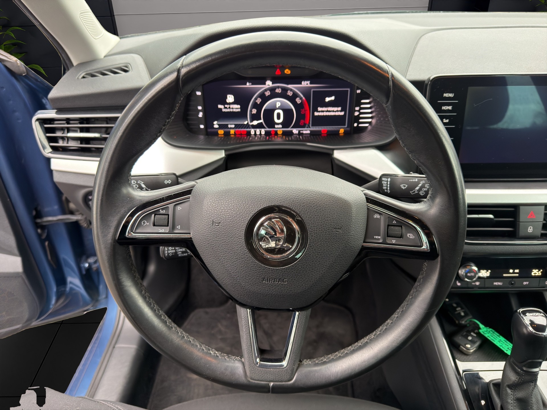SKODA Kamiq 1.0 TSI Ambition DSG-image-10