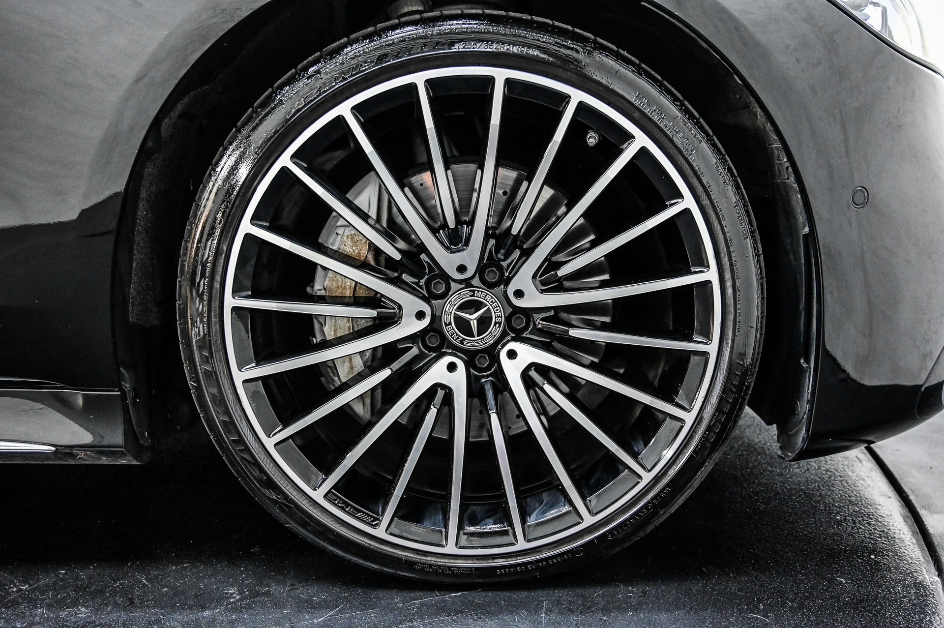 MERCEDES-BENZ S 580 AMG Line Lang 4matic-image-14