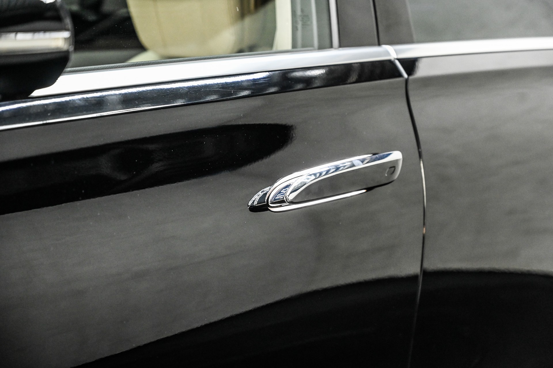 MERCEDES-BENZ S 580 AMG Line Lang 4matic-image-17
