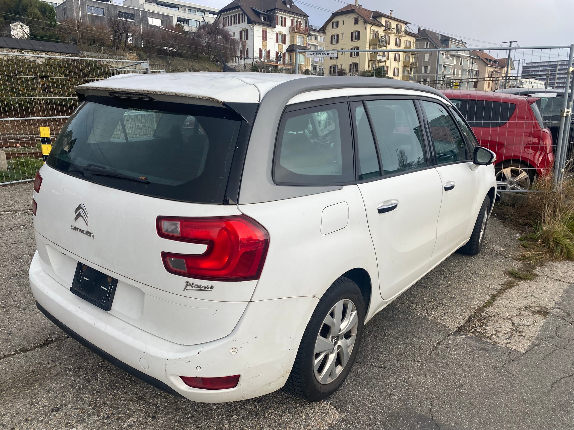 CITROEN Grand C4 Picasso 1.6 e-HDi Séduction-image-8