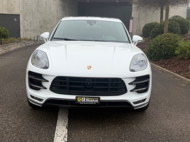PORSCHE Macan Turbo PDK