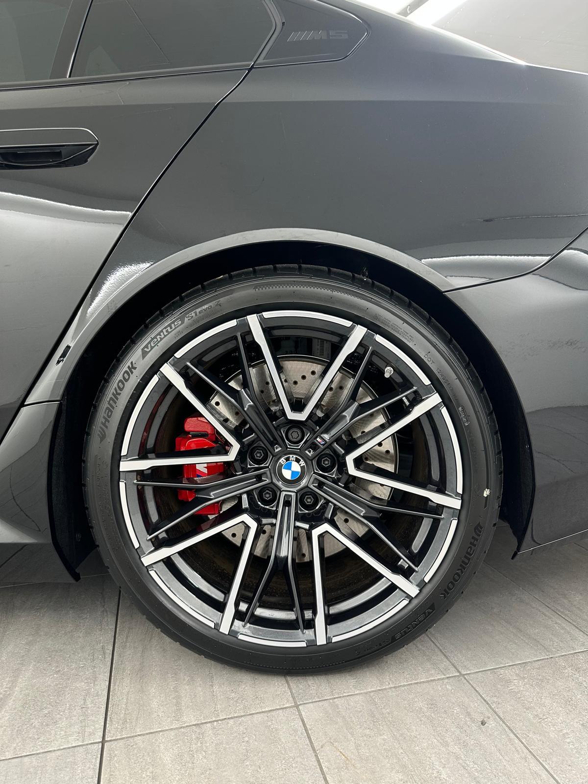 BMW M5 xDrive-image-6