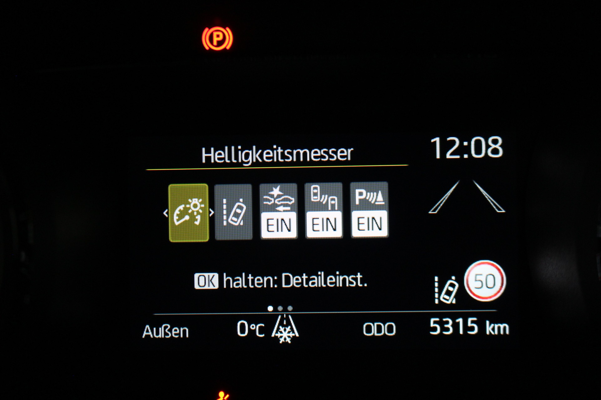 TOYOTA Yaris 1.5 VVT-i HSD Premiere Edition-image-16