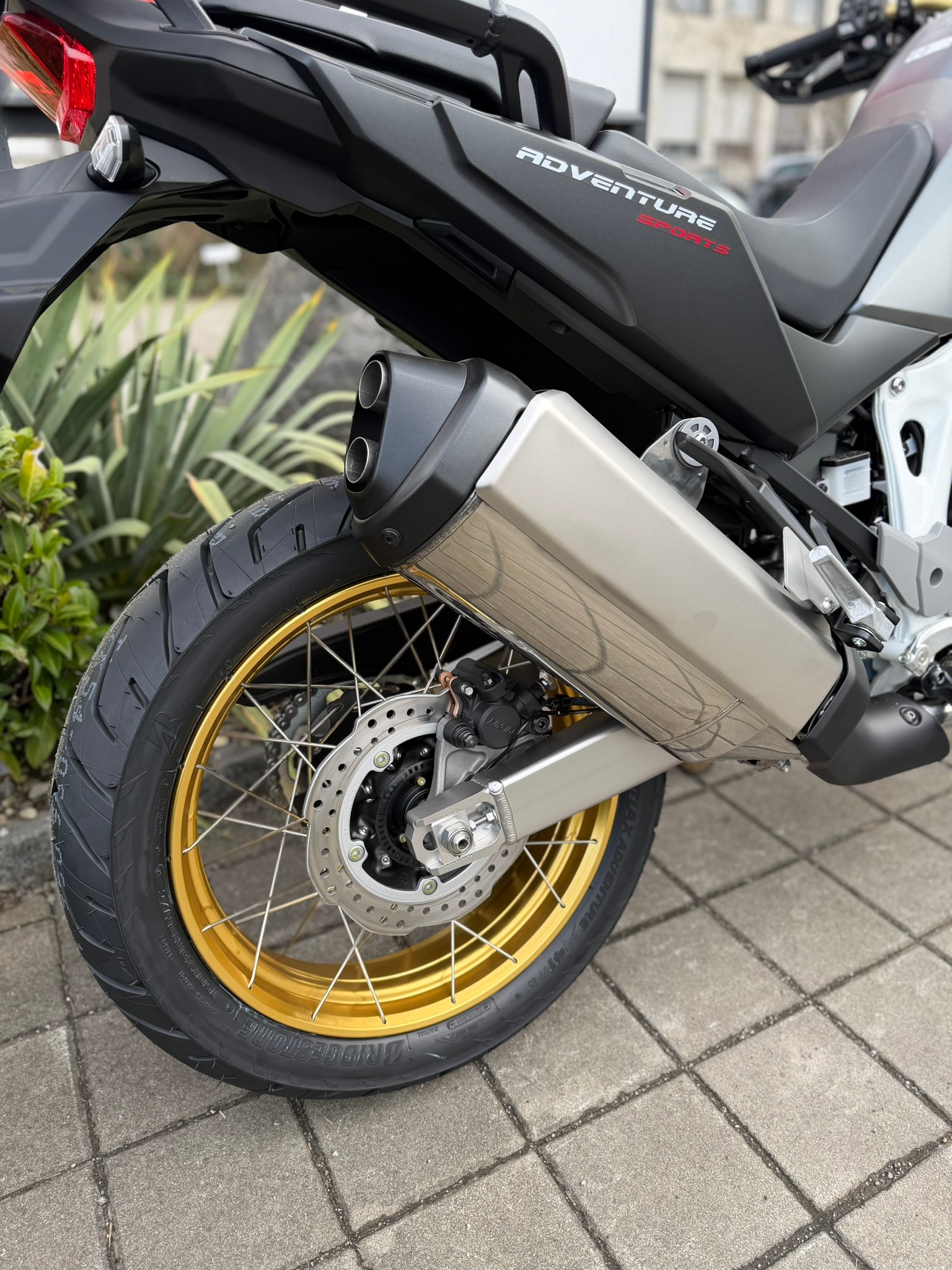 HONDA CRF 1100 Africa Twin Adventure Sports-image-10