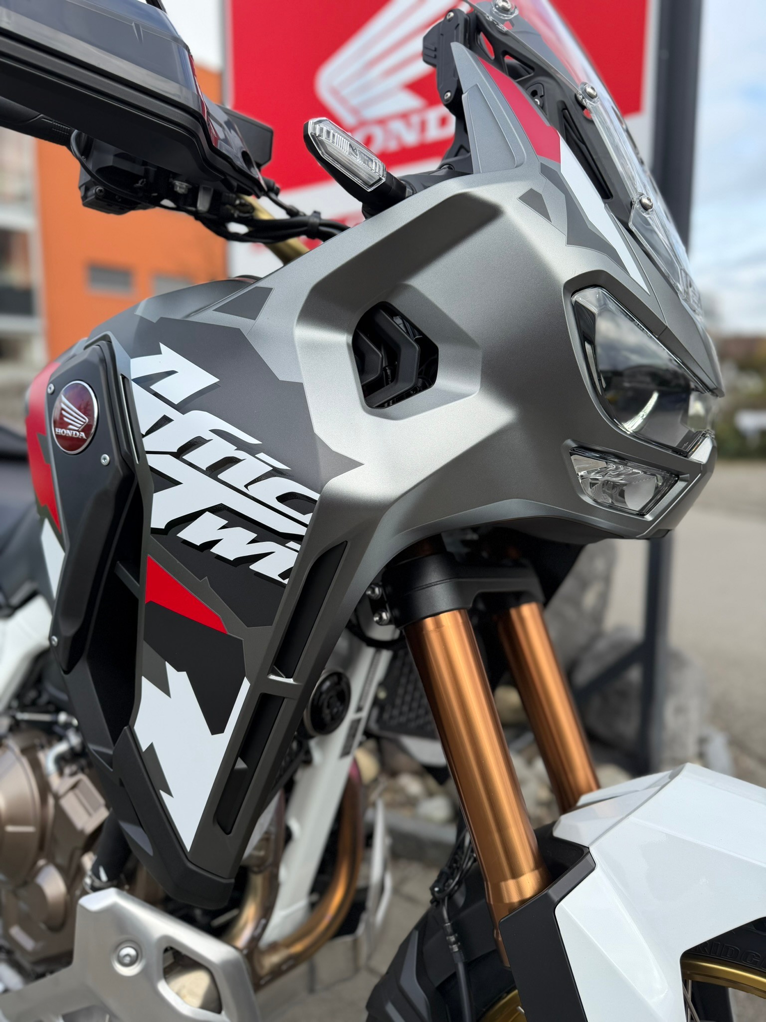 HONDA CRF 1100 Africa Twin Adventure Sports-image-11