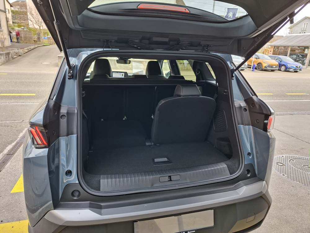 PEUGEOT 5008 1.6 PHEV Allure-image-7