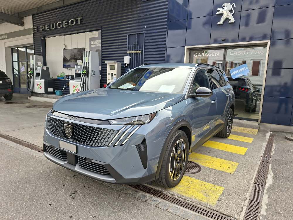 PEUGEOT 5008 1.6 PHEV Allure