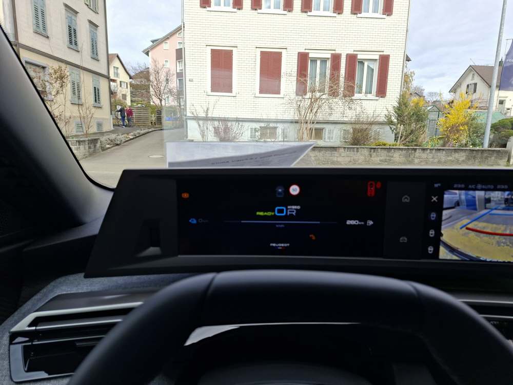 PEUGEOT 5008 1.6 PHEV Allure-image-20
