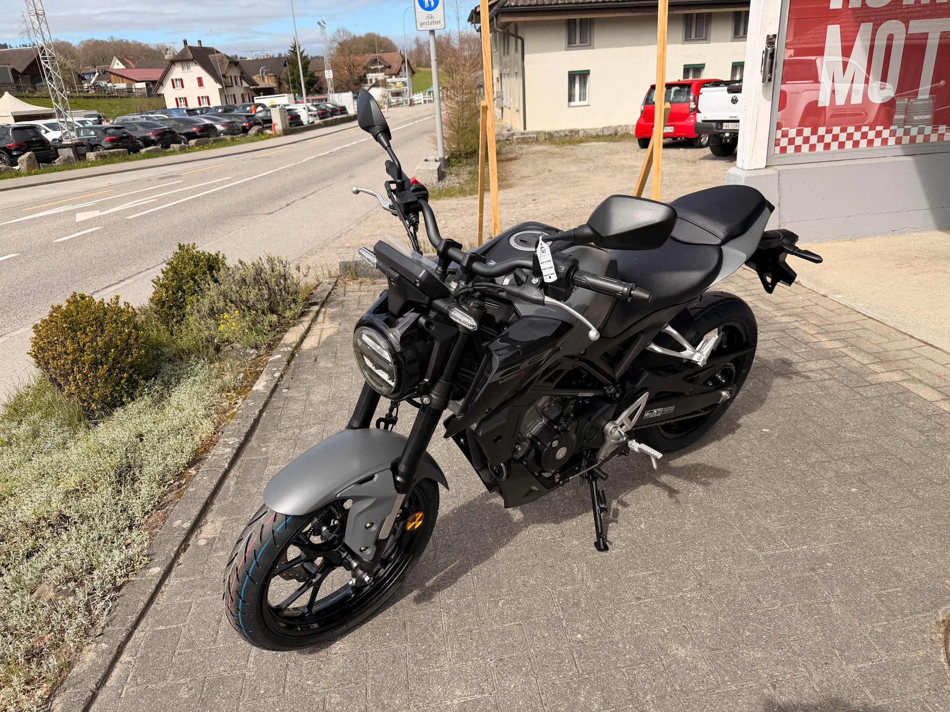HONDA CB 125 R-image-1