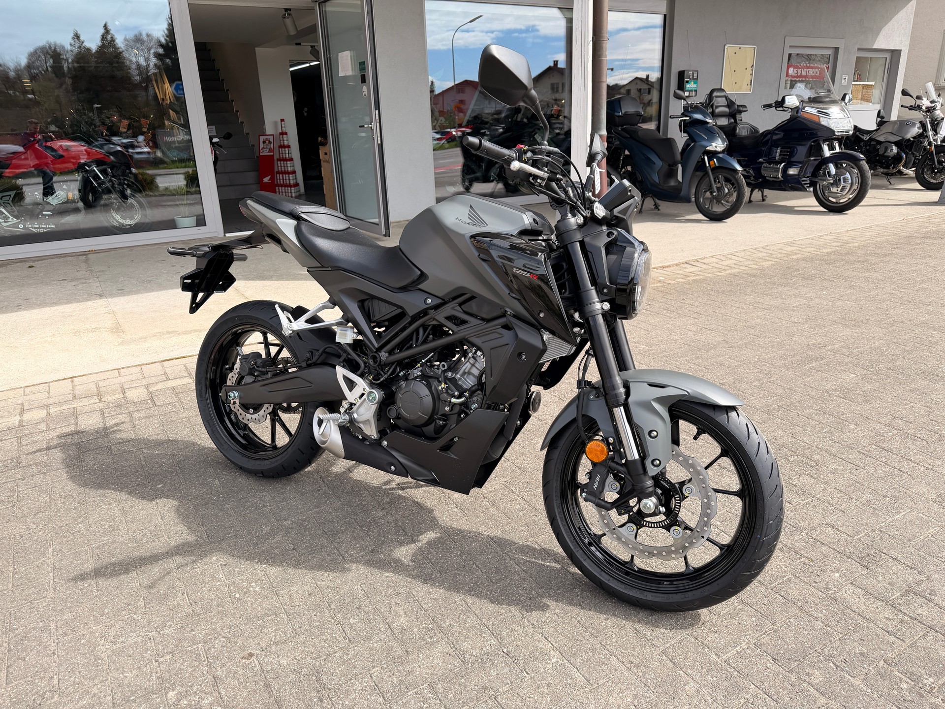 HONDA CB 125 R-image-0