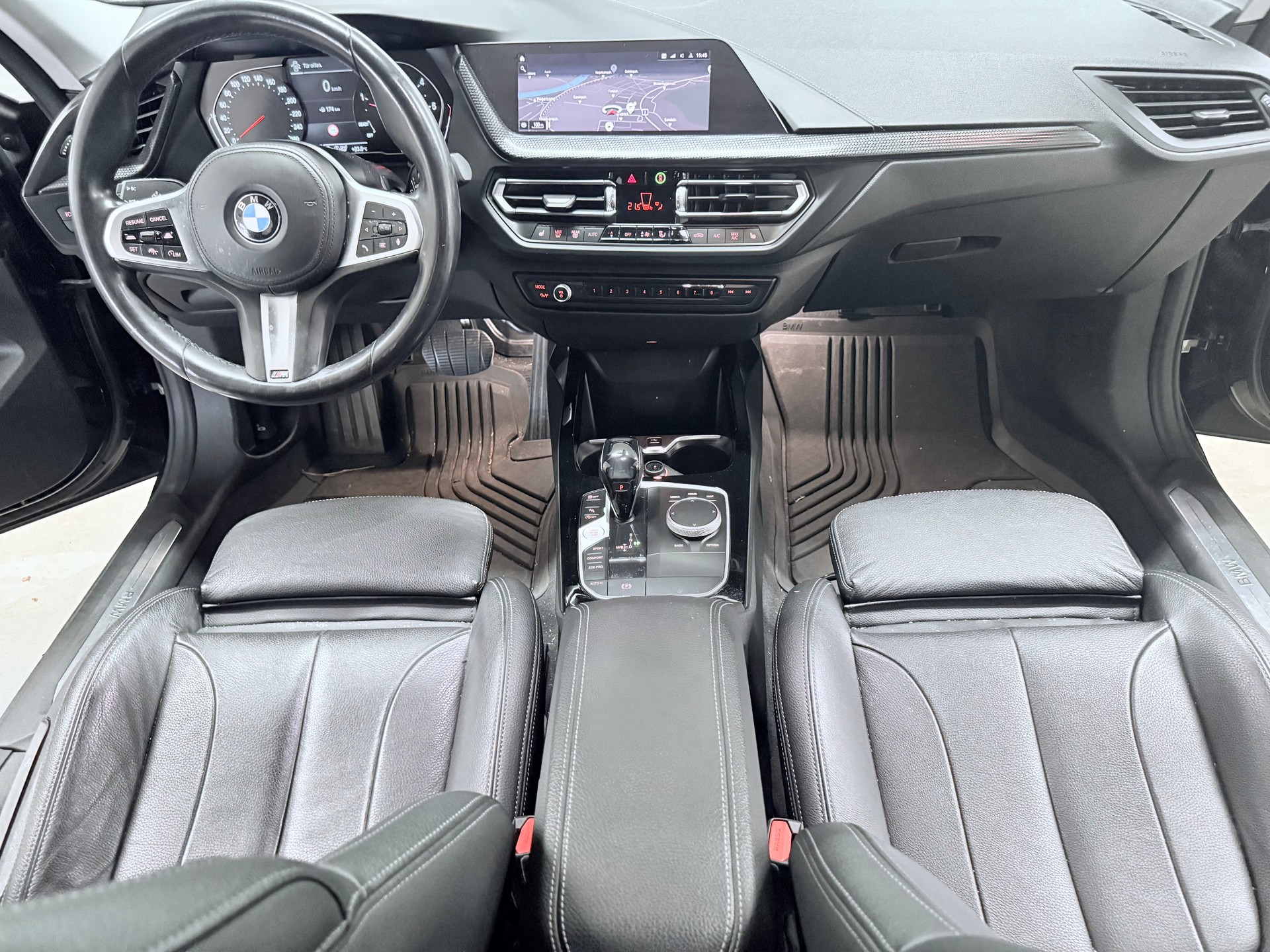 BMW 220d Gran Coupé xDrive M Sport Steptronic-image-11
