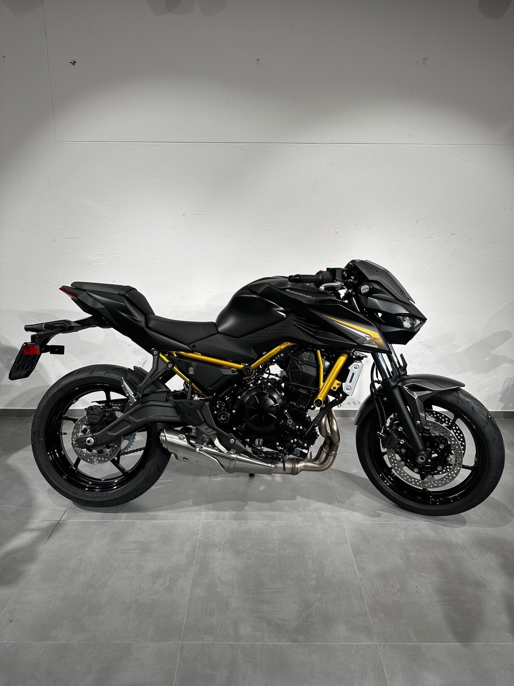 KAWASAKI Z 650 S (35kW)-image-0