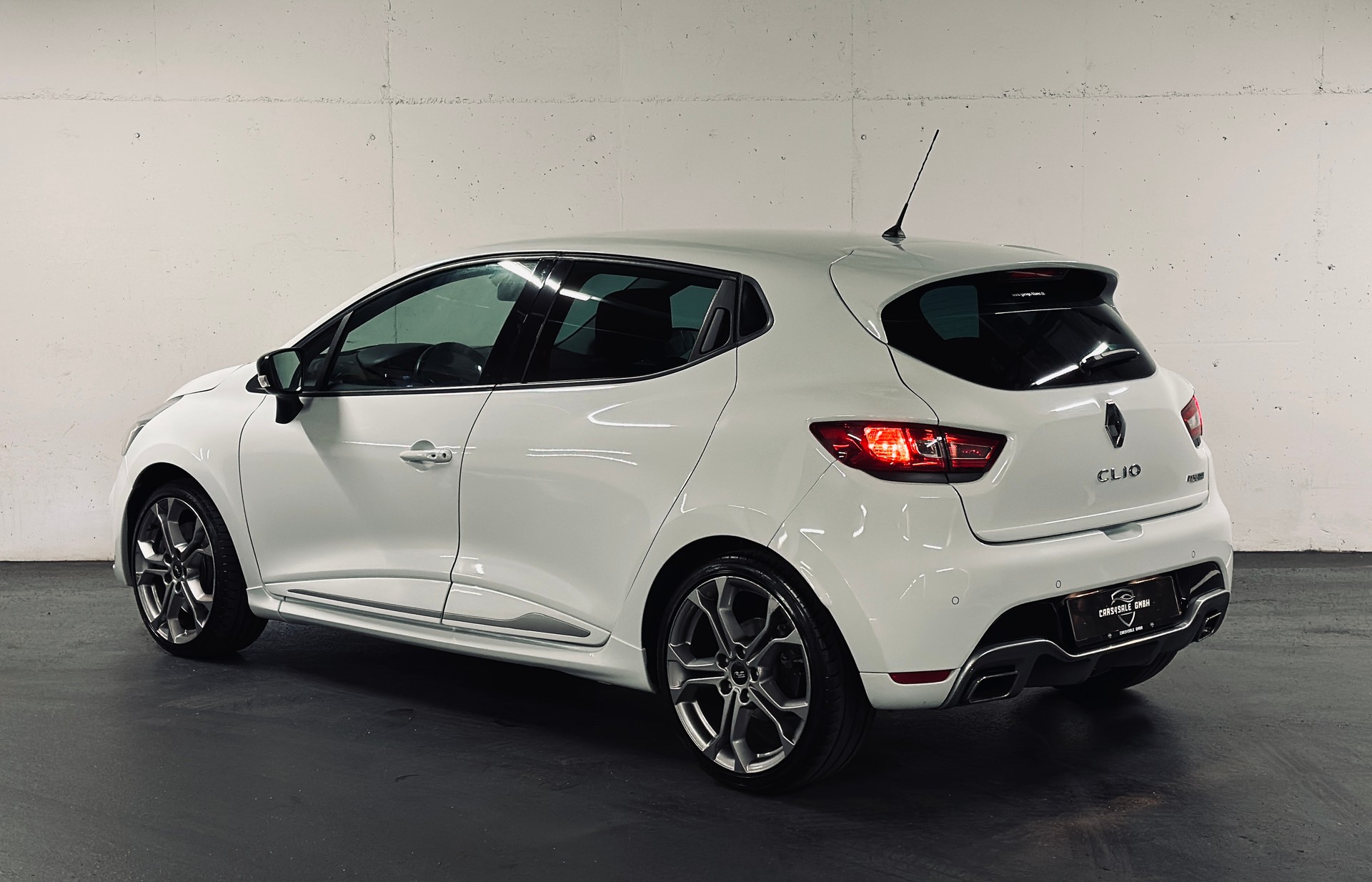 RENAULT Clio 1.6 T RS 200 PS Automat-image-3