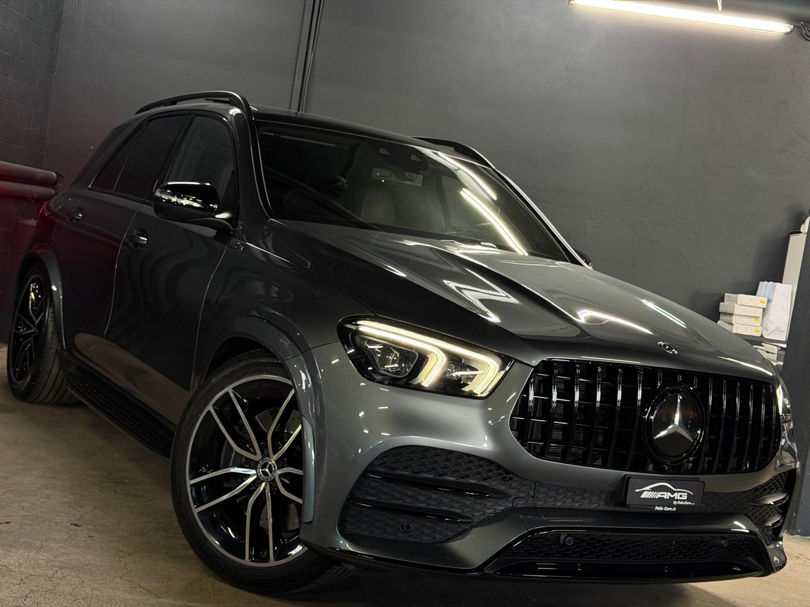 MERCEDES-BENZ GLE 450 4Matic AMG GLE 53AMG Bodykit Limited Grey&Black Performance 9G-Tronic-showroom-element-3
