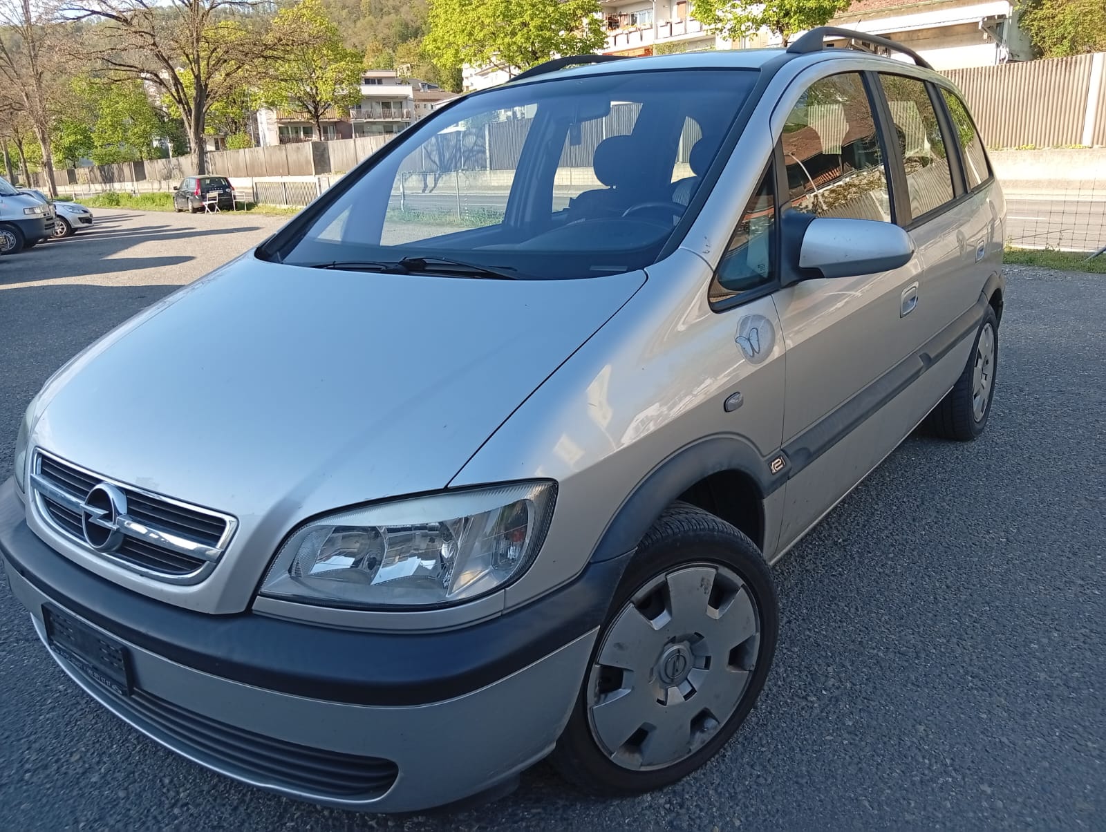OPEL Zafira 1.8i 16V Club