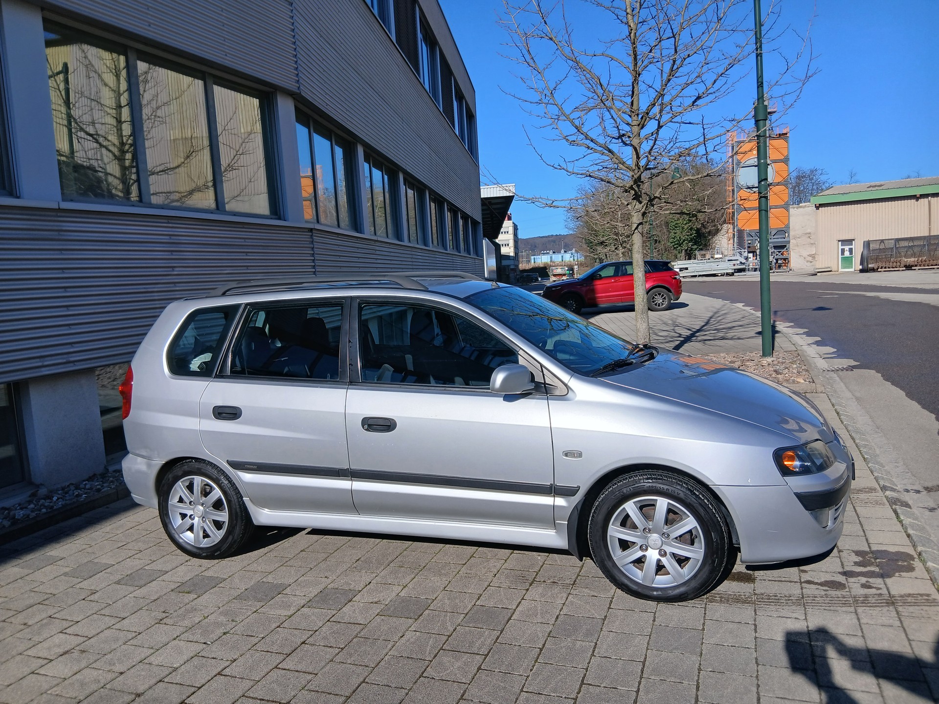 MITSUBISHI Space Star 1.8 16V Premium-image-1